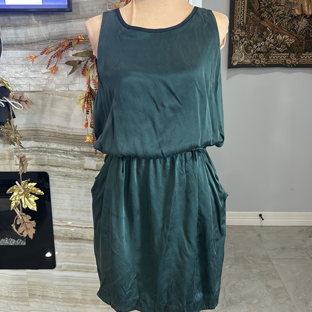 Rebecca Taylor Sleeveless Silk Mini Dress. Up/Down Hemline. Sizeβ 8